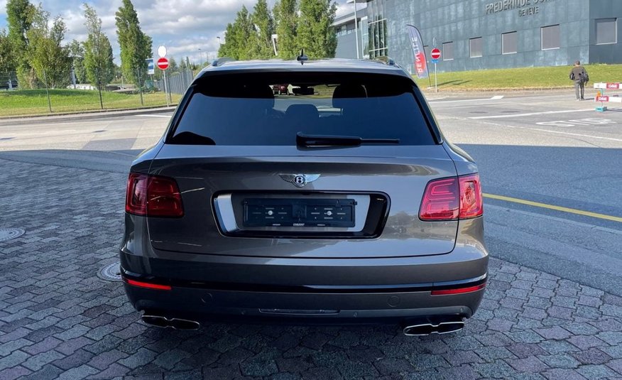 Bentley Bentayga V8